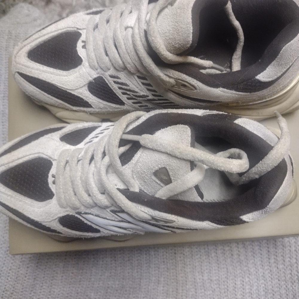 New Balance Brown and Tan Athletic Sneakers